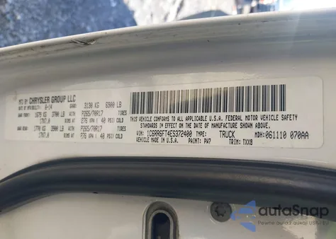 2014 Ram 1500 Tradesman из США, поврежденный, VIN 1C6RR6FT4ES372400